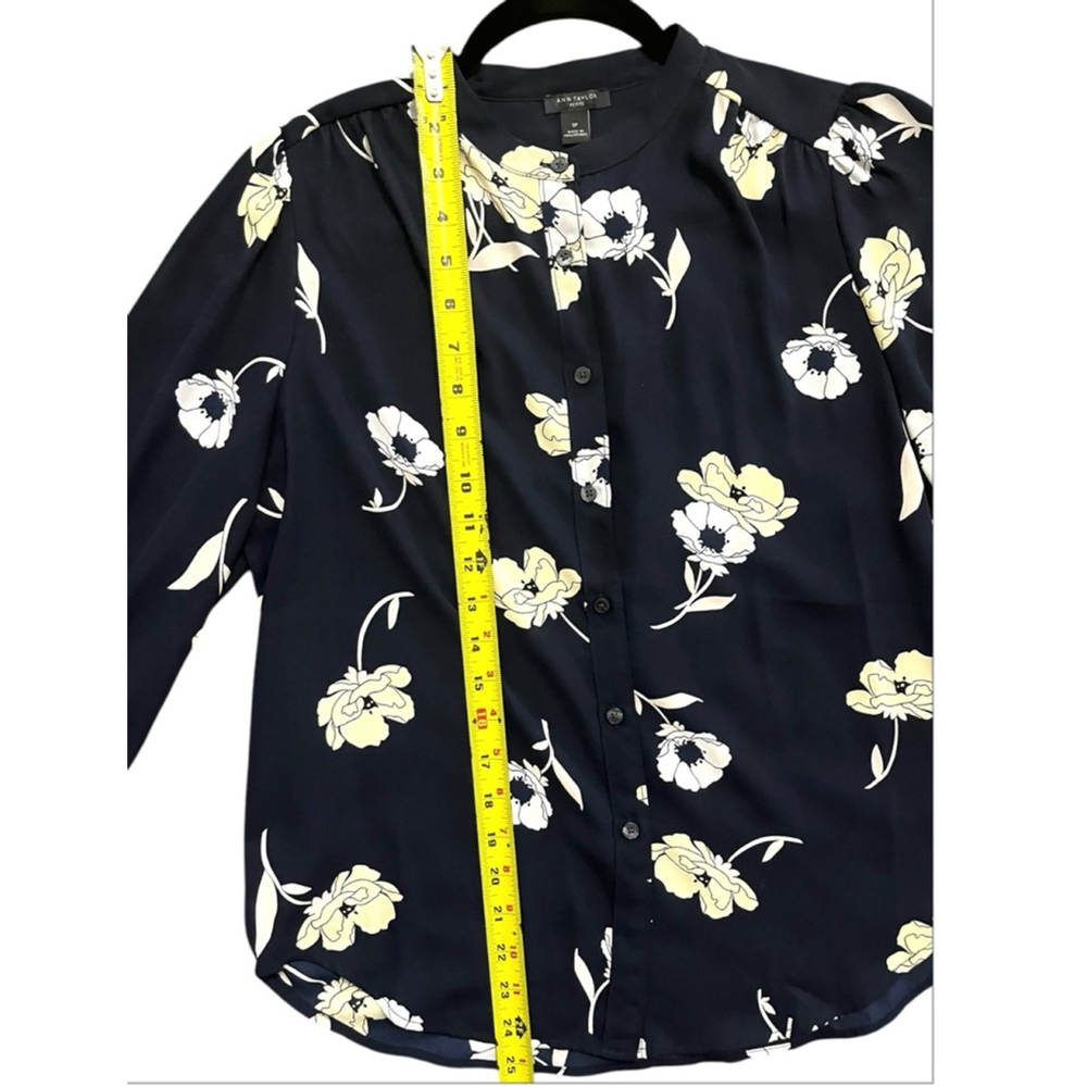 Ann Taylor Petite Sunny Poppy Nehru Collar Blouse, Size: SP, Navy Floral - Picture 6 of 9